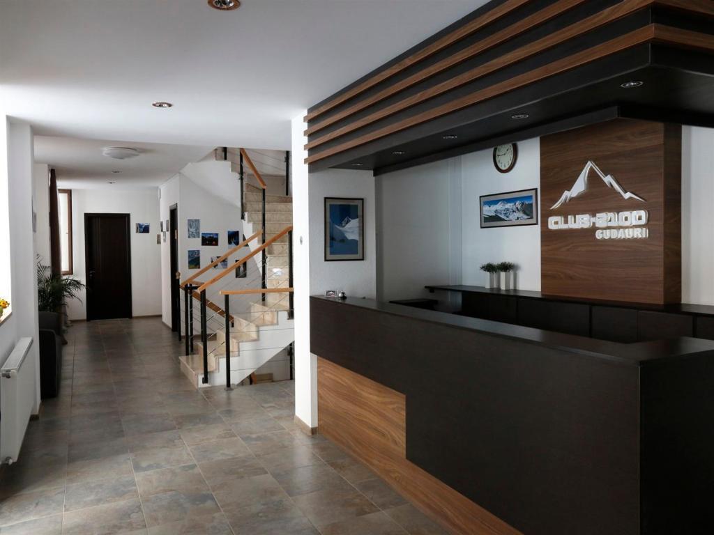 Hotel Club-2100 กูเดาริ ภายนอก รูปภาพ