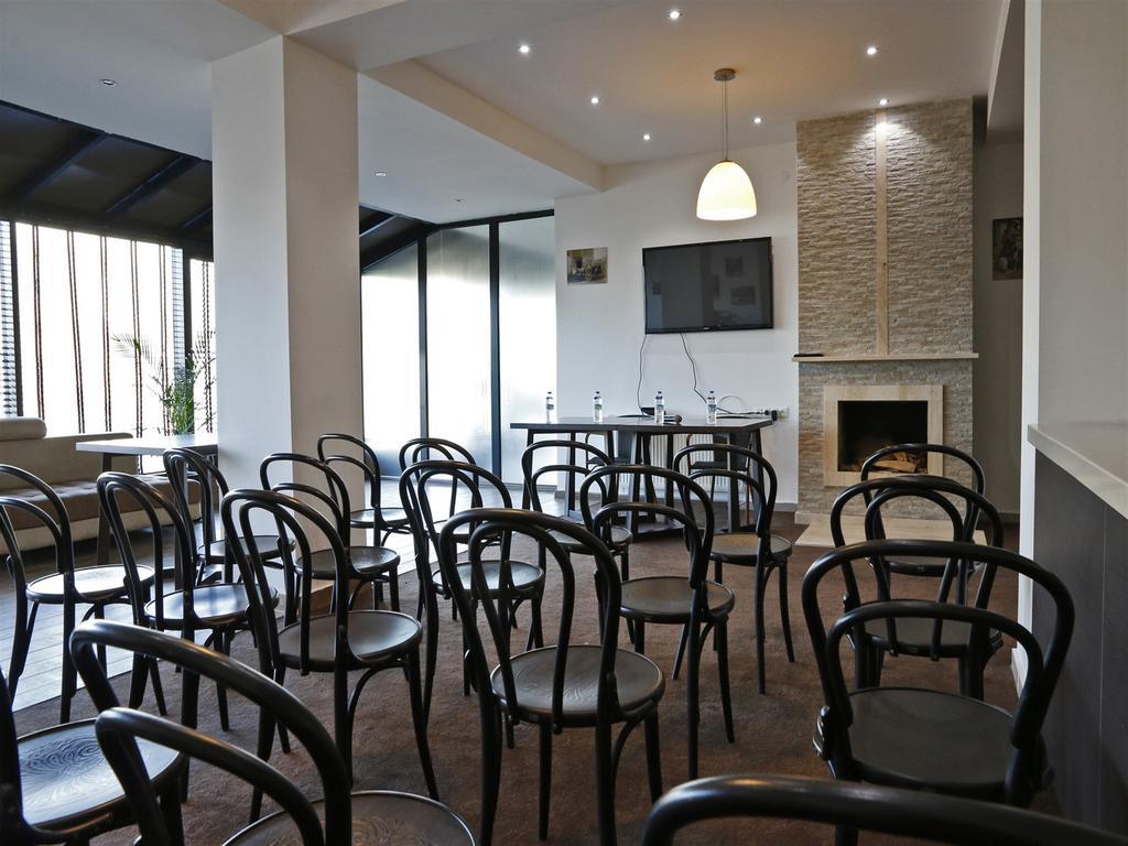 Hotel Club-2100 กูเดาริ ภายนอก รูปภาพ
